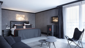 Executive Suite Noir